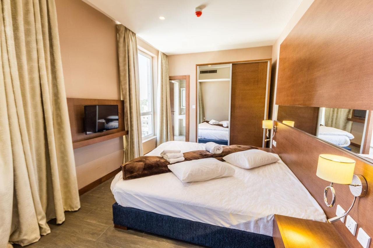 Seventh-Star Hotel Аман Екстериор снимка