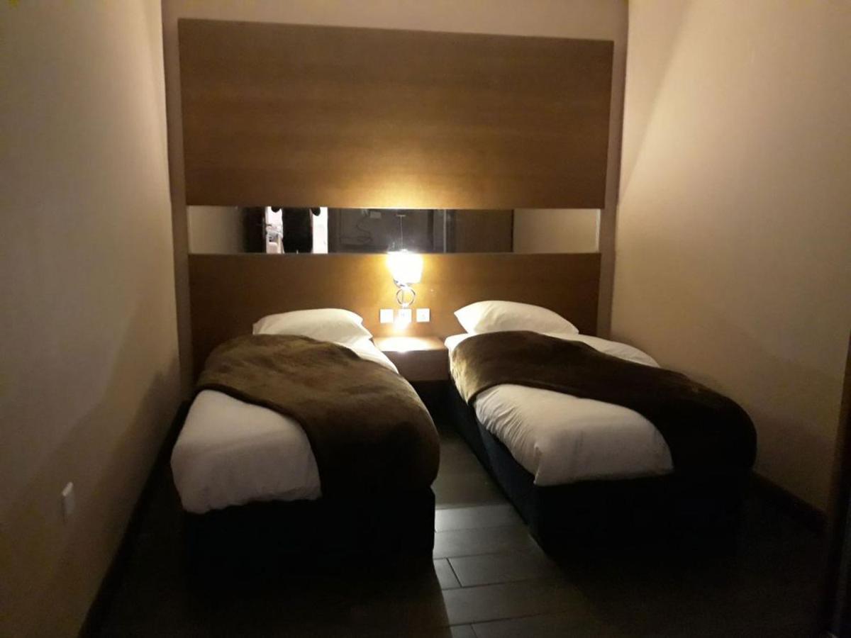 Seventh-Star Hotel Аман Екстериор снимка