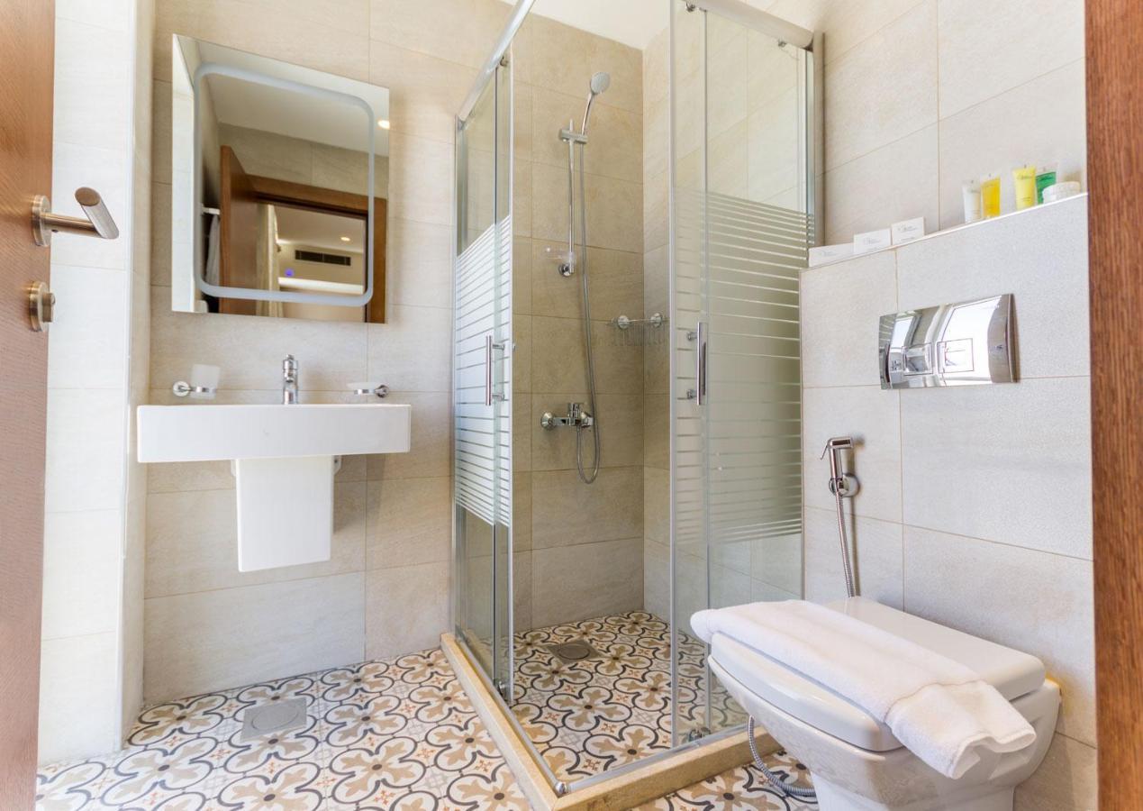 Seventh-Star Hotel Аман Екстериор снимка